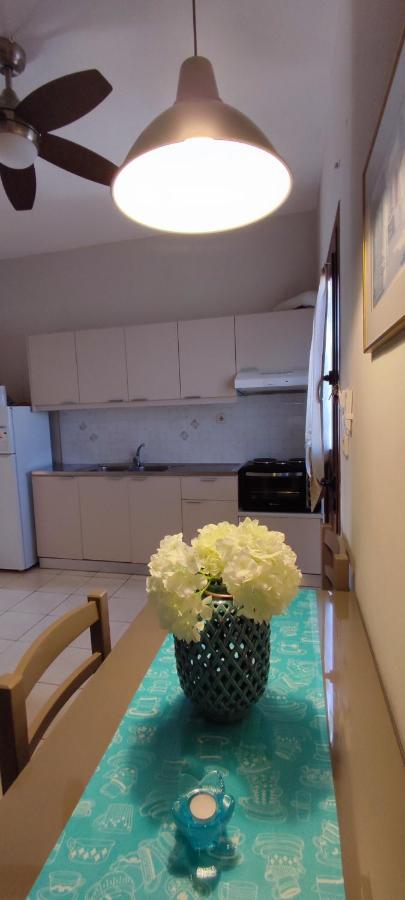Niki Apartments Makrýgialos 外观 照片
