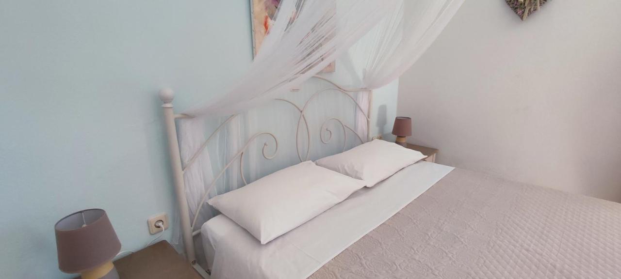 Niki Apartments Makrýgialos 外观 照片