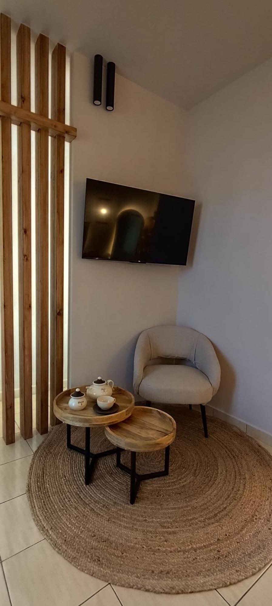 Niki Apartments Makrýgialos 外观 照片